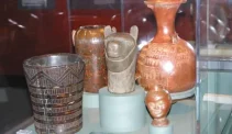 Yale University gives Machupicchu artefacts back.